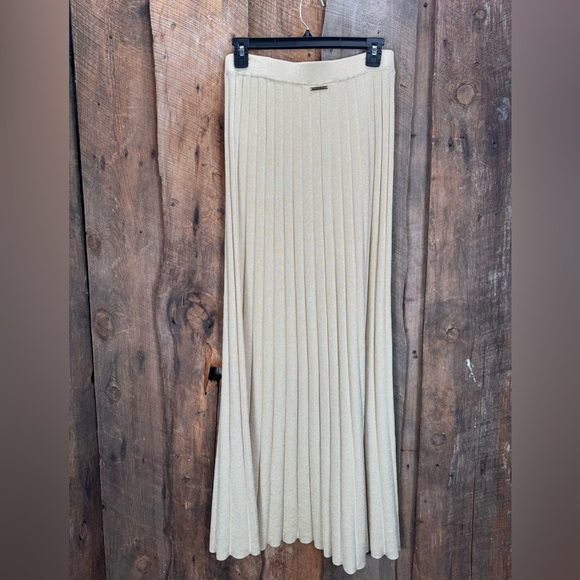 Michael Kors Metallic Ribbed Knit Skirt - Size Small - NWT - Picture 5 of 11